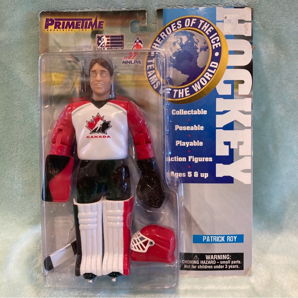 NIP Primetime USA Hockey Heroes of the Ice Patrick Roy Action Figure NHLPA